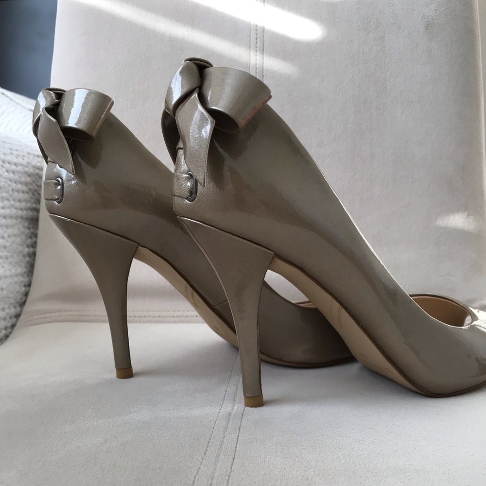 Enzo Angiolini Patent Leather Heels w/ bow details